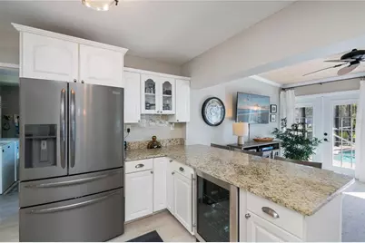 809 Nokomis Avenue S, Venice, FL 34285 - Photo 22
