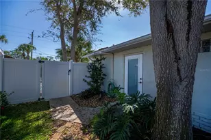 809 Nokomis Ave S, Venice, FL 34285 - Photo 58