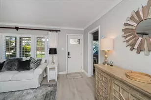 809 Nokomis Ave S, Venice, FL 34285 - Photo 10