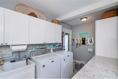 809 Nokomis Avenue S, Venice, FL 34285 - Photo 46