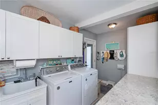 809 Nokomis Ave S, Venice, FL 34285 - Photo 44