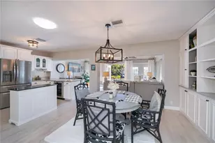 809 Nokomis Ave S, Venice, FL 34285 - Photo 14