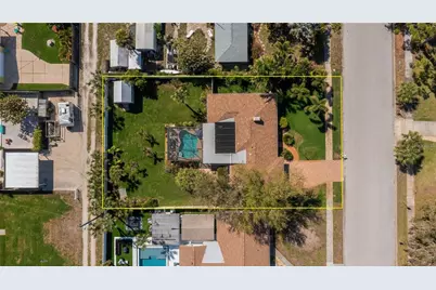 809 Nokomis Avenue S, Venice, FL 34285 - Photo 46