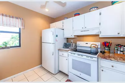 862 Bird Bay Way #194, Venice, FL 34285 - Photo 4