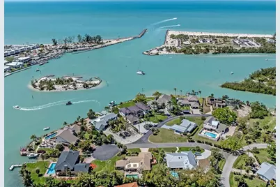 603 Four Bays Drive, Nokomis, FL 34275 - Photo 2