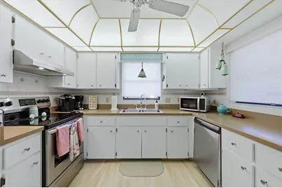 210 High Point Drive #210A, Englewood, FL 34223 - Photo 6