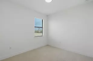 4400 Lakeside Grv Pl, North Port, FL 34289 - Photo 26