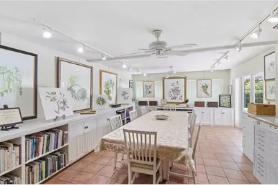 2068 Sunnyside Lane, Sarasota, FL 34239 - Photo 8