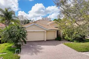 11838 Granite Woods Loop, Venice, FL 34292 - Photo 4