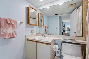 820 Capri Isles Blvd, Venice, FL 34292 - Photo 18