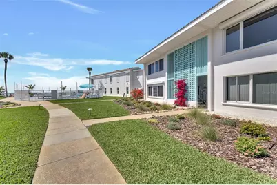 5400 Gulf Drive #32, Holmes Beach, FL 34217 - Photo 4