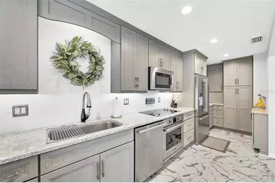 5400 Gulf Drive #32, Holmes Beach, FL 34217 - Photo 14