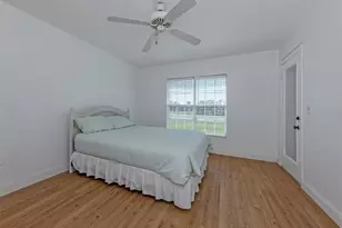 925 Wexford Blvd Blvd, Venice, FL 34293 - Photo 12