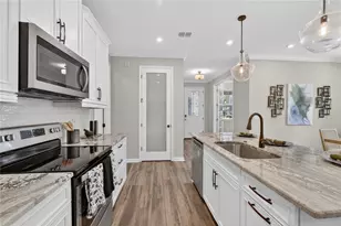 11721 Renaissance Blvd, Venice, FL 34293 - Photo 10
