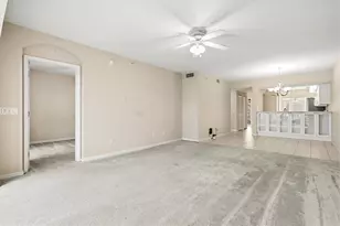 404 Laurel Lake Dr, Venice, FL 34292 - Photo 22