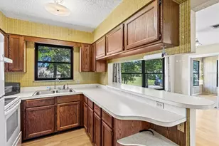 1312 Twin Lakes Ave, Nokomis, FL 34275 - Photo 24