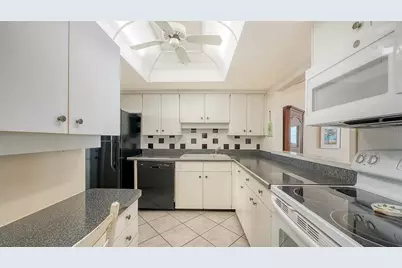 1100 Tarpon Center Drive #4B, Venice, FL 34285 - Photo 30