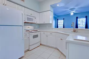 9102 L Pavia Blvd, Venice, FL 34292 - Photo 16