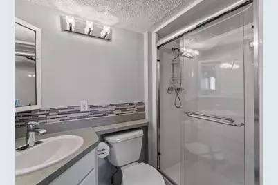 995 Laguna Drive #305, Venice, FL 34285 - Photo 22