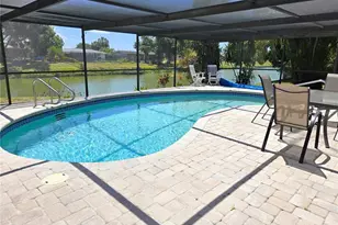 492 E Shade Dr, Venice, FL 34293 - Photo 22