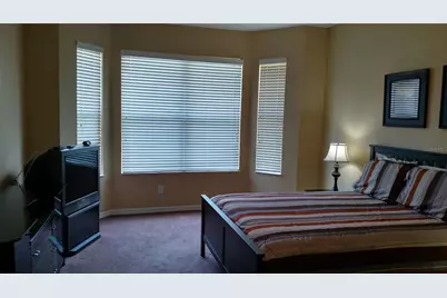 11581 Dancing River Drive, Venice, FL 34292 - Photo 10