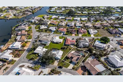 14 Stone Mountain Boulevard, Englewood, FL 34223 - Photo 6