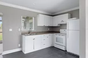 300 San Lorenzo Ave, North Port, FL 34287 - Photo 16