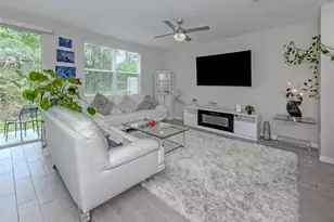 17015 Coral Key Dr, Nokomis, FL 34275 - Photo 6