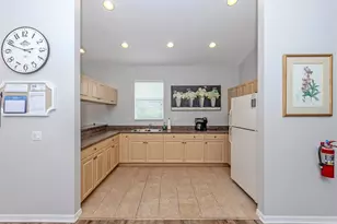 205 Reclinata Cir, Venice, FL 34292 - Photo 34