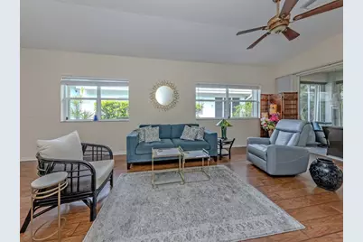 205 Reclinata Circle, Venice, FL 34292 - Photo 10