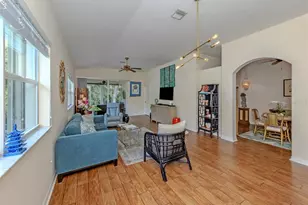 205 Reclinata Cir, Venice, FL 34292 - Photo 8