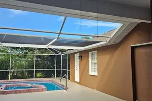 417 Lake of the Woods Dr, Venice, FL 34293 - Photo 10