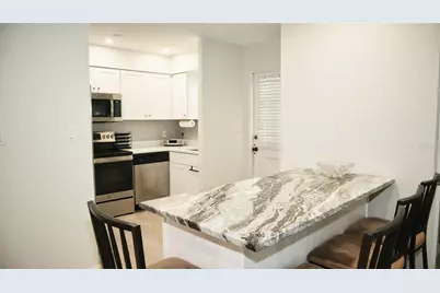 2118 Michele Drive, Sarasota, FL 34231 - Photo 18