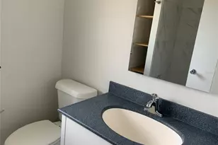 2118 Michele Dr, Sarasota, FL 34231 - Photo 12