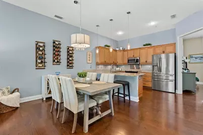 429 Nokomis Avenue S, Venice, FL 34285 - Photo 10