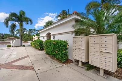 429 Nokomis Avenue S, Venice, FL 34285 - Photo 56