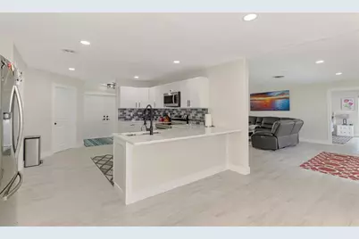 1204 Yawl Way, Venice, FL 34285 - Photo 32