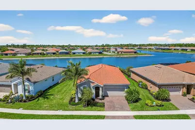 11794 Sistine Lane, Venice, FL 34293 - Photo 4