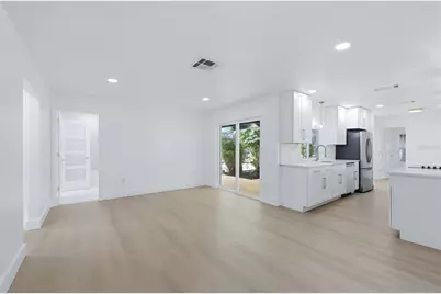 2324 Riverwood Pines Drive, Sarasota, FL 34231 - Photo 8