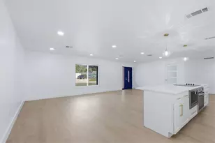 2324 Riverwood Pines Dr, Sarasota, FL 34231 - Photo 14