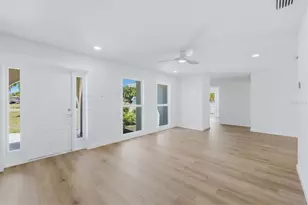 5251 Bunyan St, Sarasota, FL 34232 - Photo 6