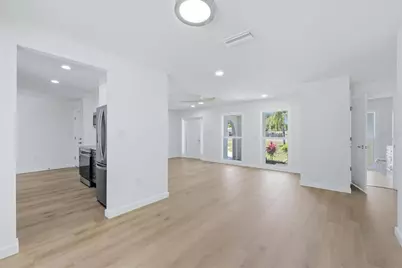 5251 Bunyan Street, Sarasota, FL 34232 - Photo 10