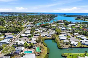 215 Fair Winds Dr, Nokomis, FL 34275 - Photo 26