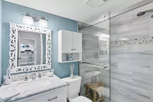 667 Bird Bay Cir, Venice, FL 34285 - Photo 22