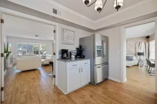 117 Aurora St E, Venice, FL 34285 - Photo 8