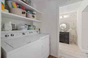 117 Aurora St E, Venice, FL 34285 - Photo 50