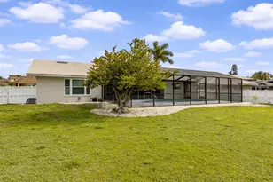 1053 Derian Pl, Nokomis, FL 34275 - Photo 28