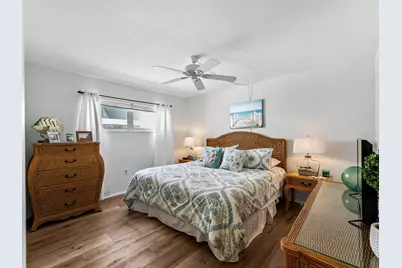 210 Park Boulevard N #122, Venice, FL 34285 - Photo 16