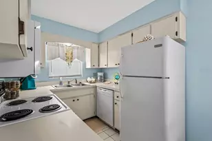 210 Park Blvd N, Venice, FL 34285 - Photo 10