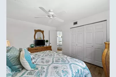 210 Park Boulevard N #122, Venice, FL 34285 - Photo 18